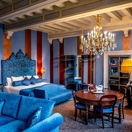 Excess Boutique & Private - Adults Only Venice