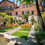 Excess Boutique & Private - Adults Only 5*