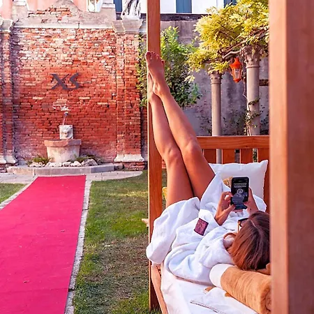 Excess Boutique & Private - Adults Only מלון 5*