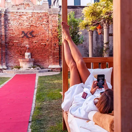 Hotel Excess Boutique & Private - Adults Only