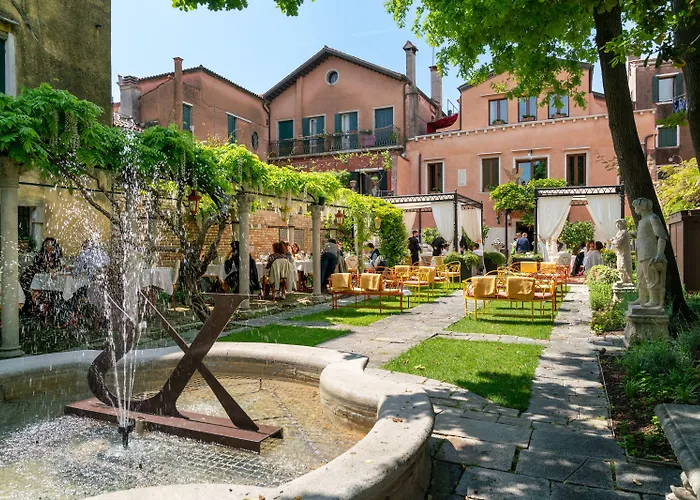 Hotel Excess Boutique & Private - Adults Only