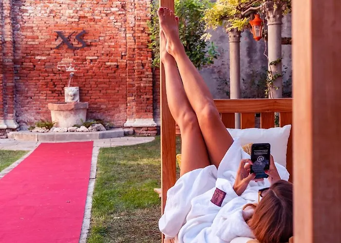 Hotel Excess Boutique & Private - Adults Only